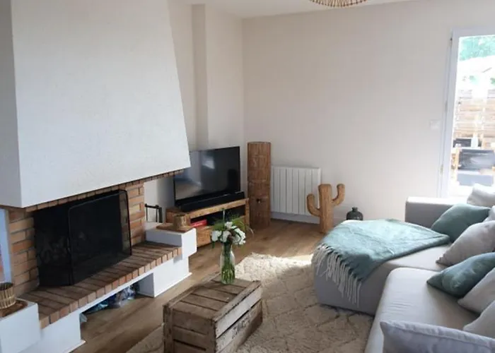 Maison Au Calme Proche De L'ocean Et Du Golf בית נופש *